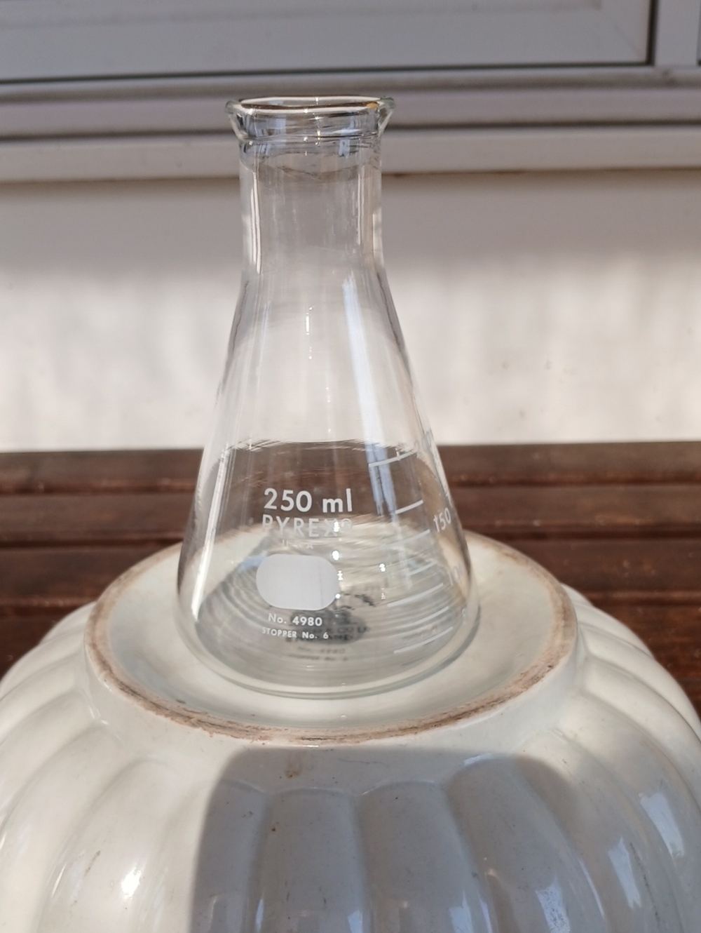 Pyrex 250ml Glass Beaker
